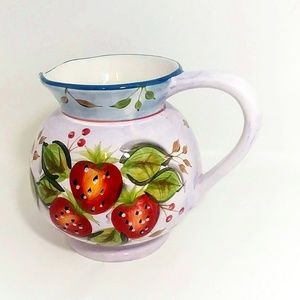 ⬇️PRICE DROP⬇️Vintage Heritage Mint Black Forest Fruit 3 Quart Pitcher